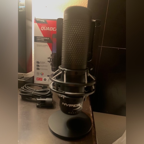 HyperX QuadCast S RGB LED USB Cardioid Microphone - Black - Picture 6 of 8